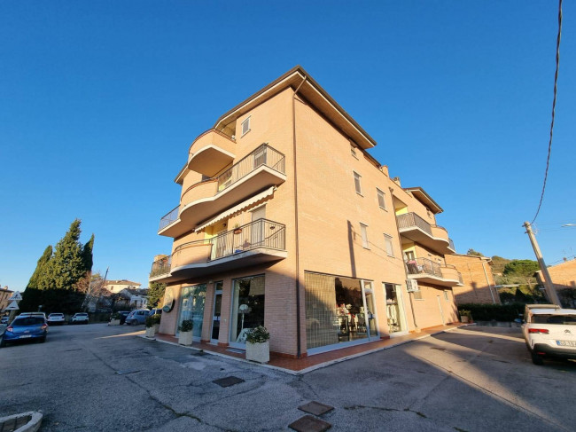 Appartamento in vendita a Deruta