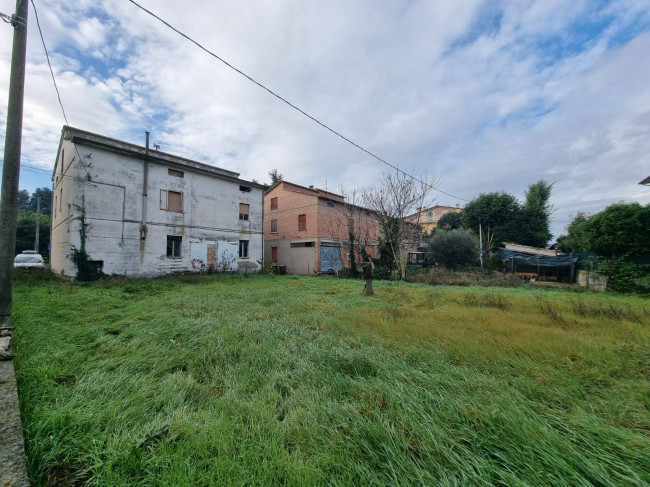 Casa singola in vendita a Deruta