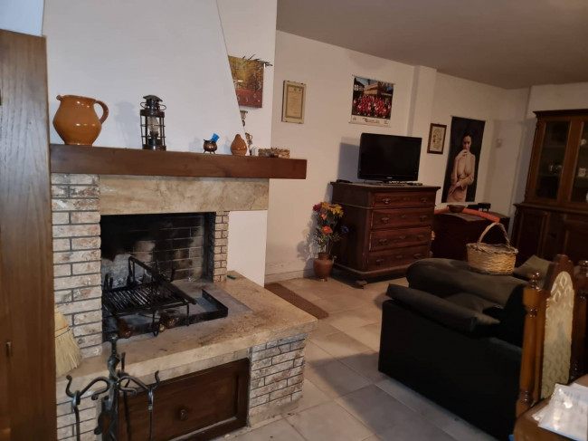 Villetta Bifamiliare in vendita a Perugia