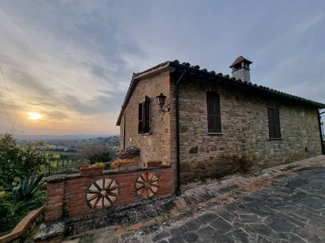 Villa in vendita a Torgiano