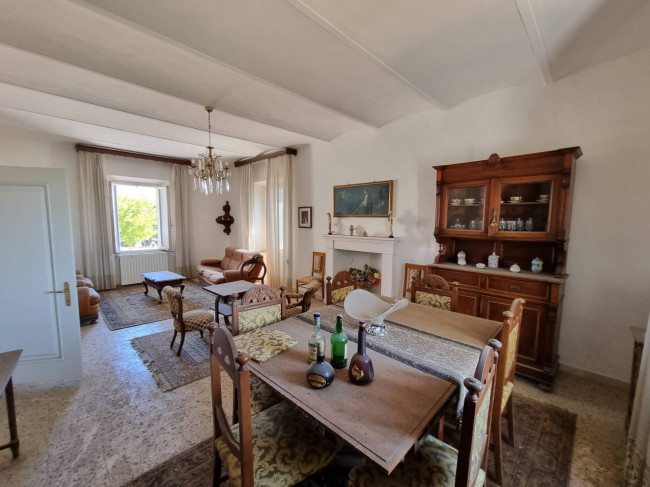 Casa singola in vendita a Deruta