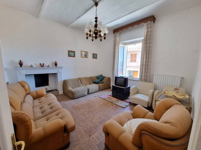 Casa singola in vendita a Deruta