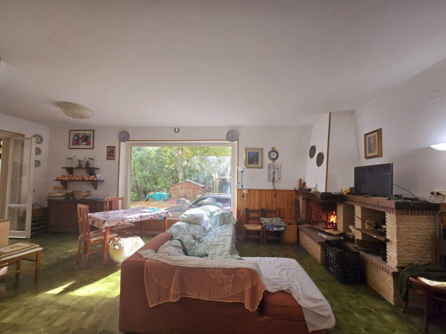 Casa singola in vendita a Bettona