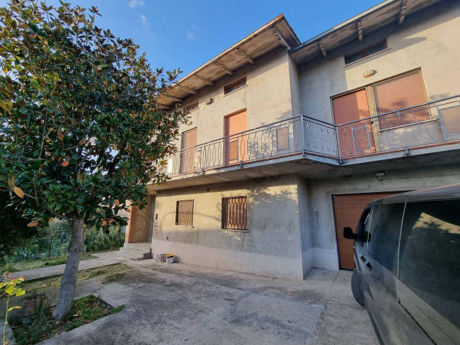 Casa singola in vendita a Deruta