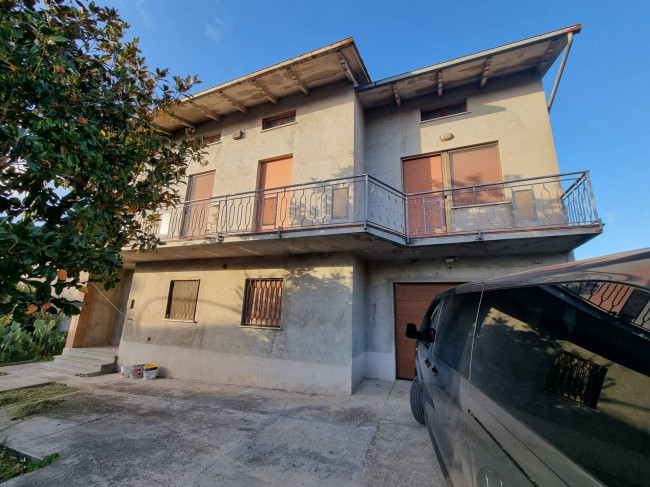 Casa singola in vendita a Deruta