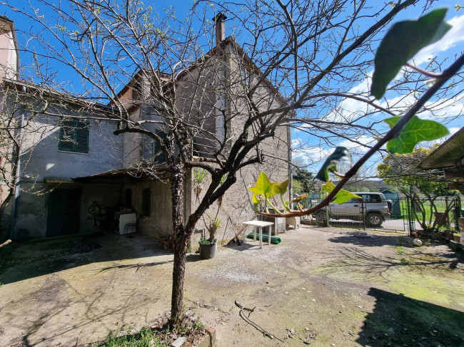 Villetta Bifamiliare in vendita a Deruta