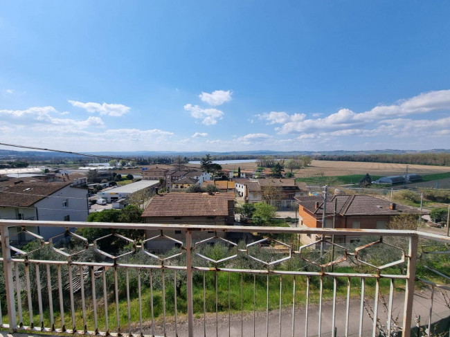 Appartamento in vendita a Deruta