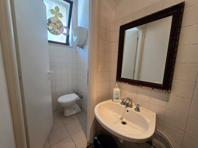 Commercial Property for sale in Deruta