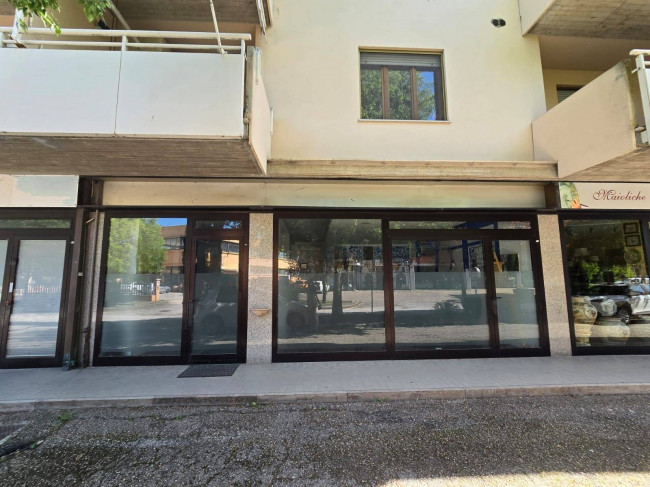 Commercial Property for sale in Deruta
