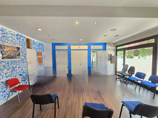 Commercial Property for sale in Deruta