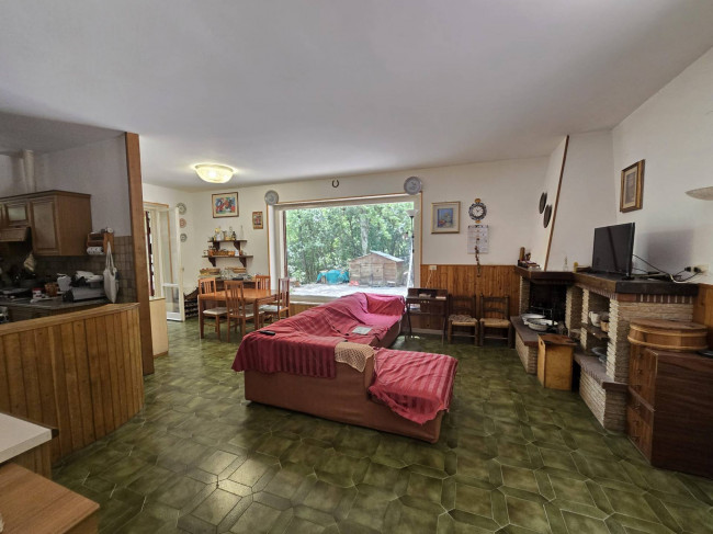 Casa singola in vendita a Bettona