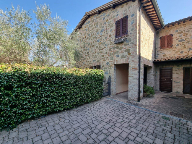 Appartamento in vendita a Deruta