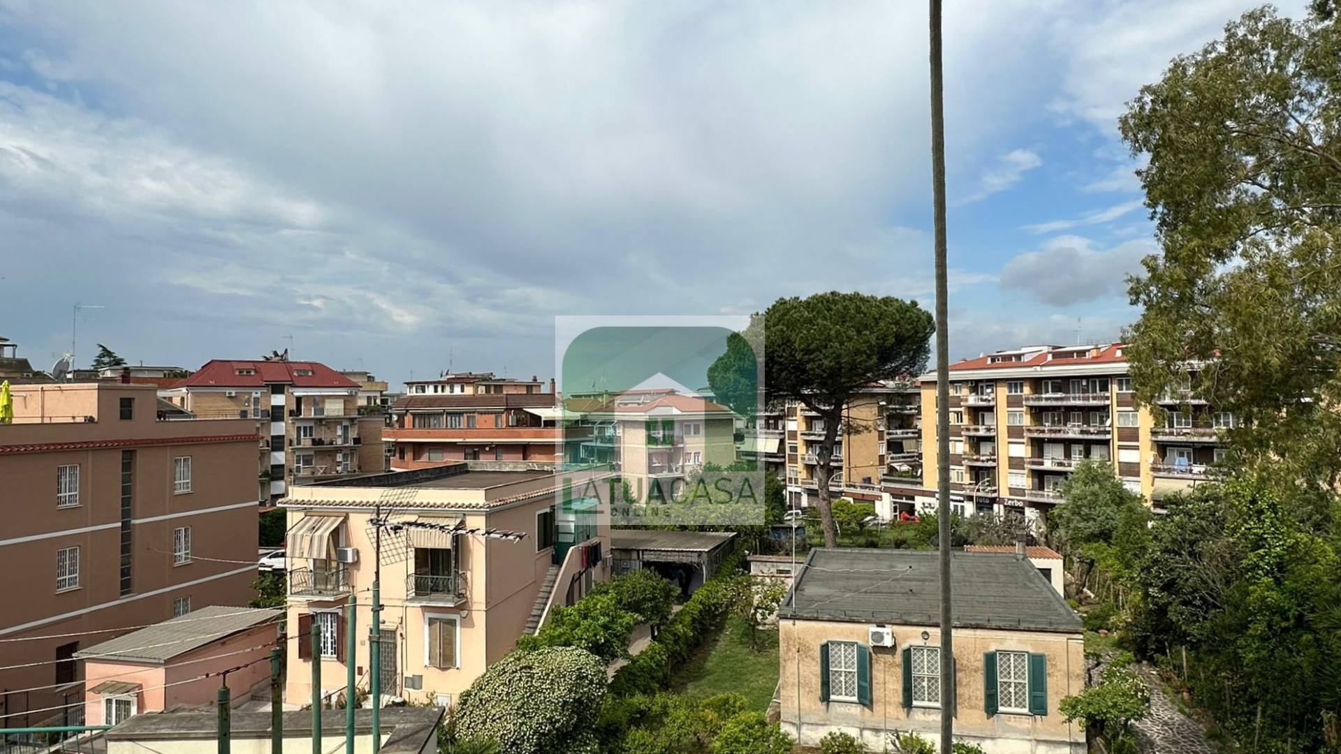 Appartamento in vendita a Roma