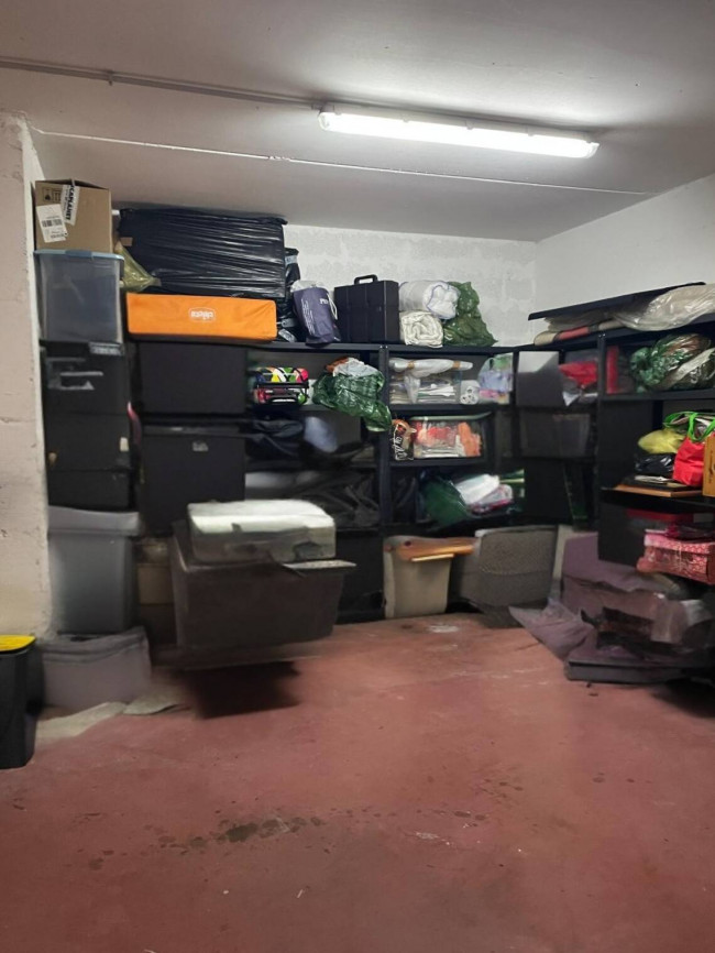 Box o garage in vendita a Roma
