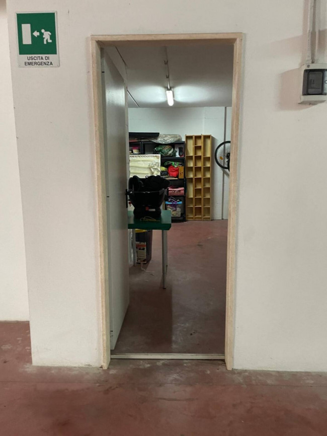 Box o garage in vendita a Roma