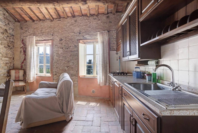 Villa in vendita a Massarosa