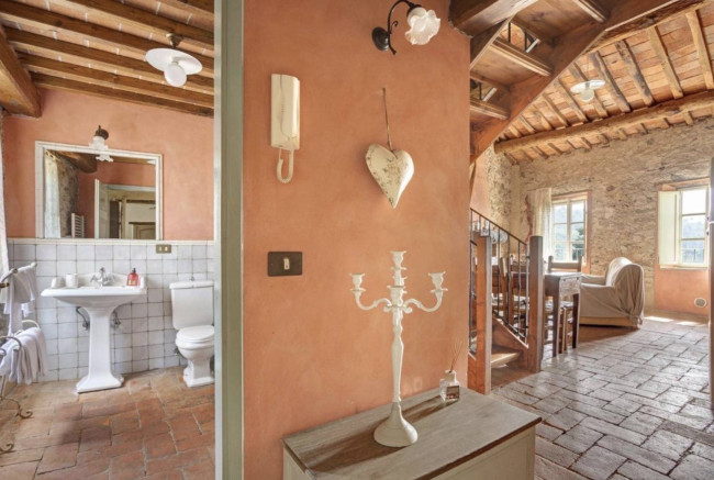 Villa in vendita a Massarosa