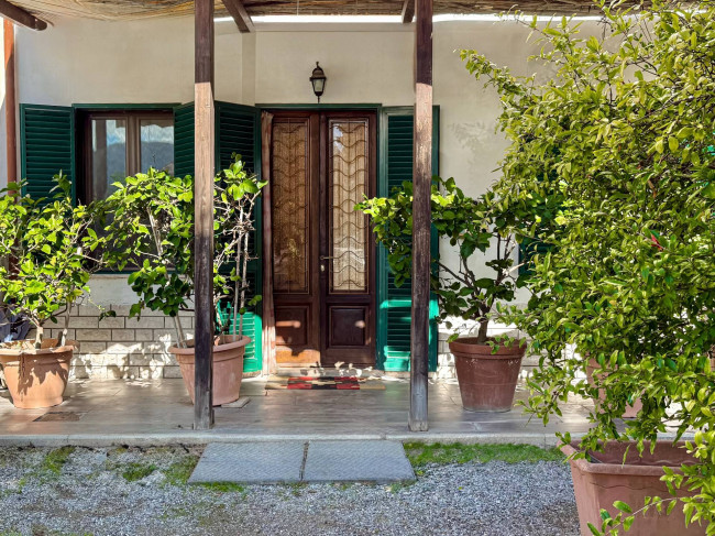 Terratetto in vendita a Lucca