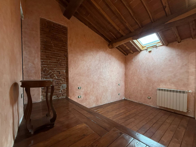 Appartamento in vendita a Lucca