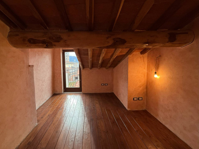 Appartamento in vendita a Lucca