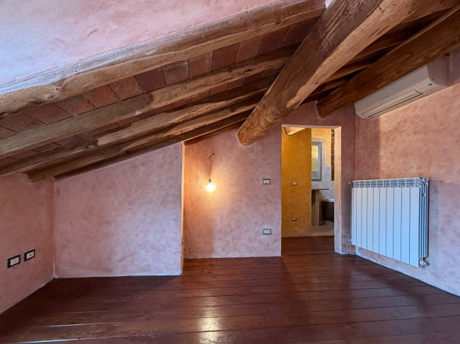 Appartamento in vendita a Lucca