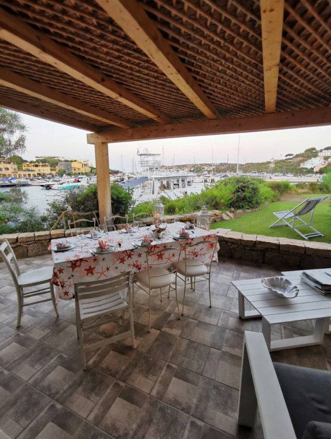 Appartamento in vendita a Arzachena