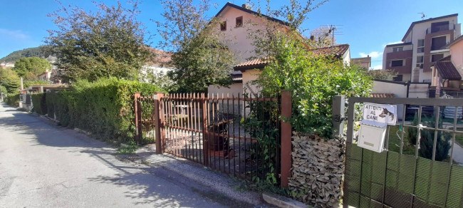 Villette a schiera in affitto a Castel di Sangro