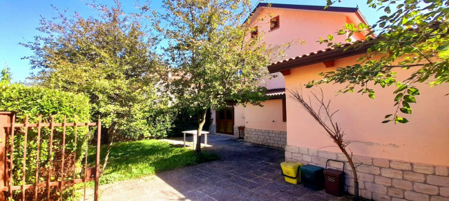 Villette a schiera in affitto a Castel di Sangro