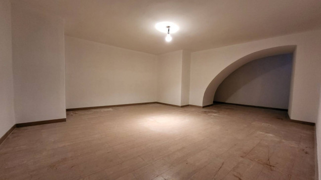 Locale commerciale in affitto/vendita a Andria