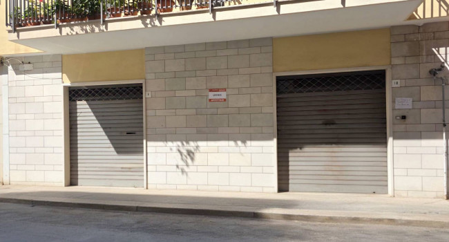 Locale commerciale in affitto a Andria