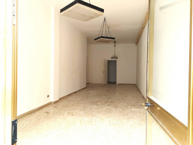 Locale commerciale in affitto a Monopoli