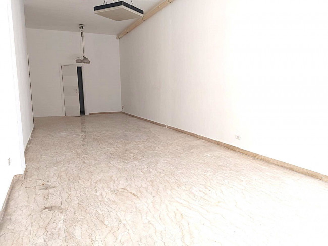 Locale commerciale in affitto a Monopoli