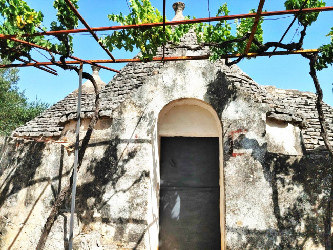 Trulli in vendita a Castellana Grotte
