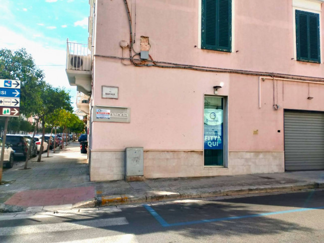 Locale commerciale in affitto a Monopoli