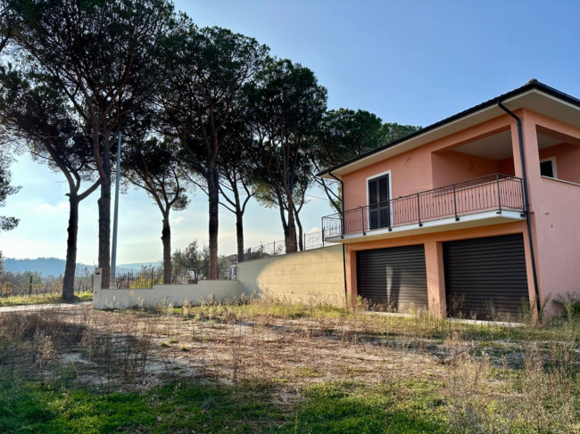 Villa in vendita a Scandriglia