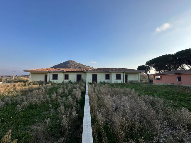 Villa in vendita a Scandriglia