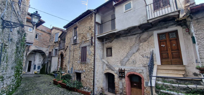 Appartamento in vendita a Casaprota