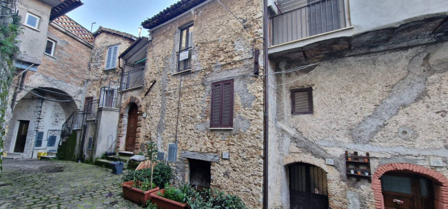 Appartamento in vendita a Casaprota