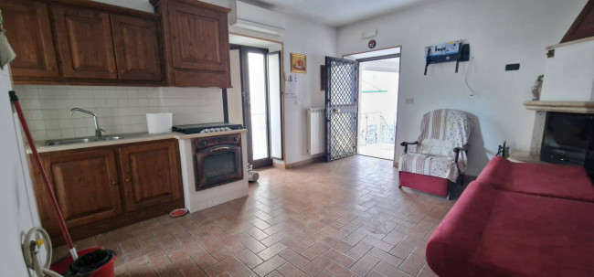 Appartamento in vendita a Casaprota