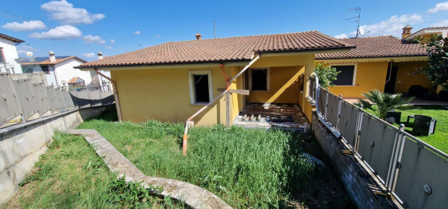 Villette a schiera in vendita a Poggio Nativo