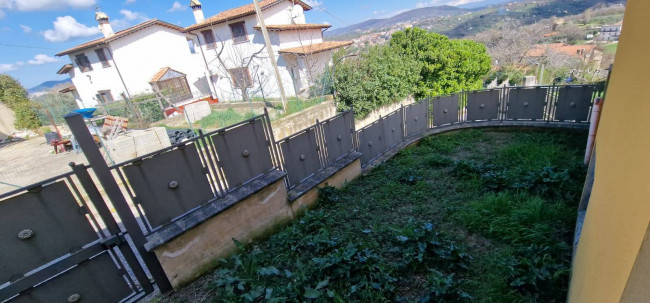 Villette a schiera in vendita a Poggio Nativo