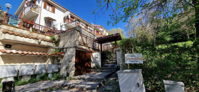 Appartamento in vendita a Scandriglia