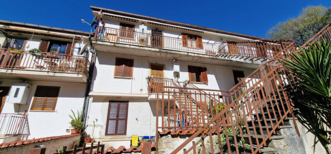 Appartamento in vendita a Scandriglia