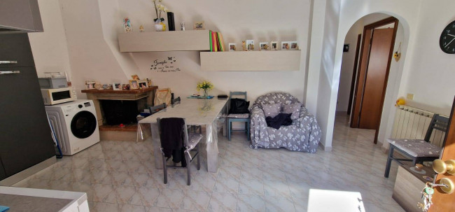 Appartamento in vendita a Scandriglia