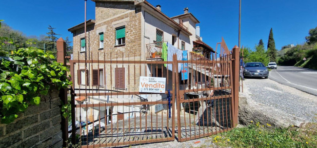 Appartamento in vendita a Toffia