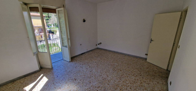 Appartamento in vendita a Toffia