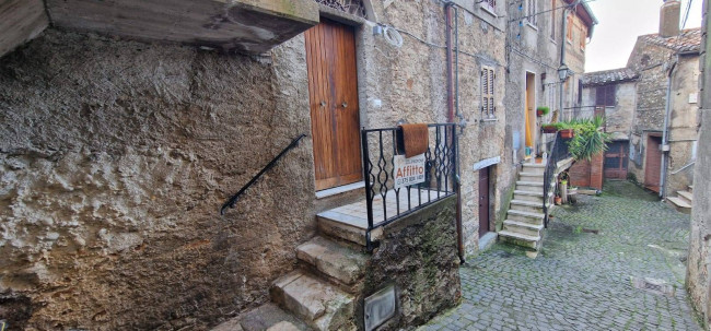 Appartamento in affitto a Monteleone Sabino