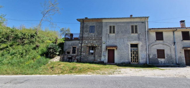 Appartamento in vendita a Torricella in Sabina
