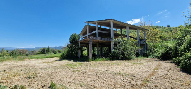 Rustico in vendita a Scandriglia