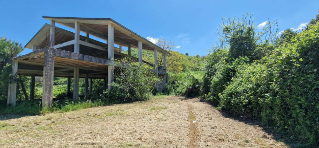 Rustico in vendita a Scandriglia